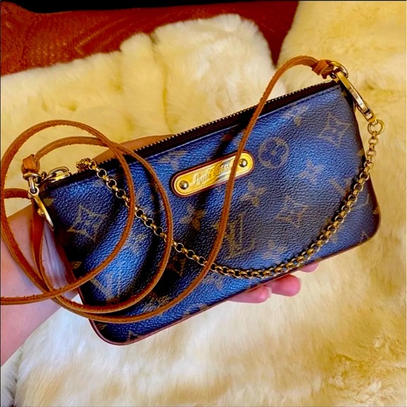 Sold/Authentic Louis Vuitton milla MM bag❤️❤️ - Picture 2 of 15